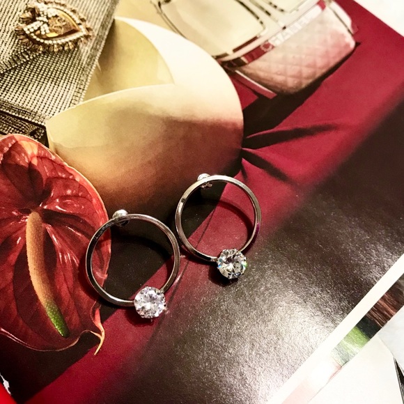 NEW: Stylish Silver CZ💎Geometric Circle Earrings - Picture 1 of 15